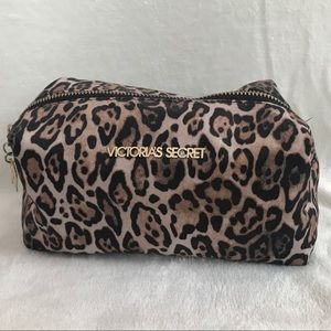 Free with Bundle Victoria’s Secret Makeup Bag